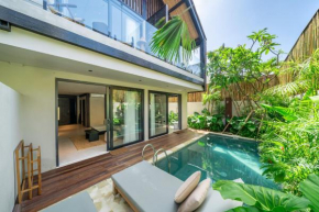 New Luxury Villa in Badung with Huge Pool!
